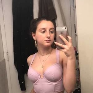 Meet your Posher, Maya